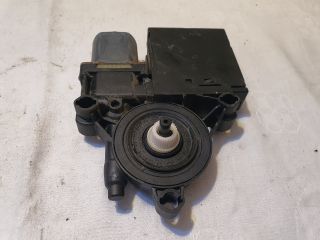 bontott VW PASSAT CC Bal első Ablakemelő Motor