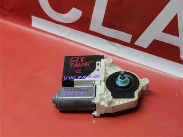 bontott VW PASSAT CC Bal első Ablakemelő Motor