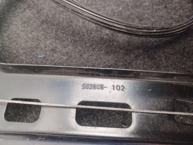 bontott VW PASSAT CC Bal első Ablakemelő Szerkezet (Elektromos)