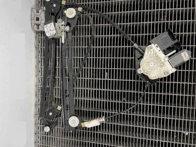 bontott VW PASSAT CC Bal első Ablakemelő Szerkezet (Elektromos)