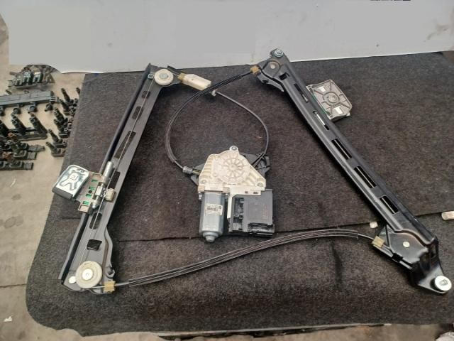 bontott VW PASSAT CC Bal első Ablakemelő Szerkezet (Elektromos)