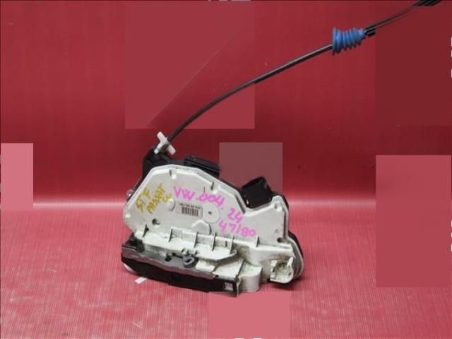 bontott VW PASSAT CC Bal első Ajtózár