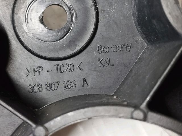 bontott VW PASSAT CC Bal első Oldal Lökhárító Tartó (Műanyag)