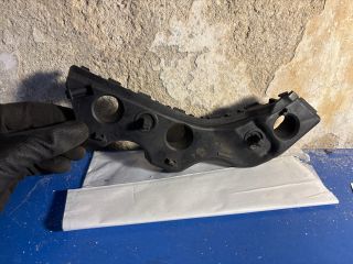 bontott VW PASSAT CC Bal első Oldal Lökhárító Tartó (Műanyag)