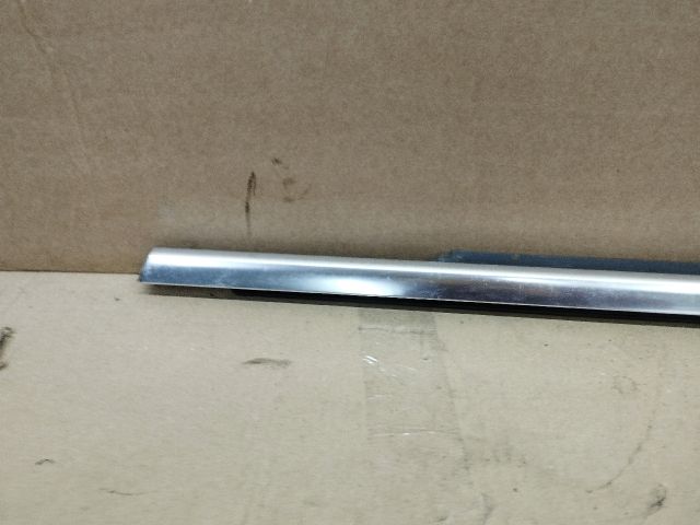 bontott VW PASSAT CC Bal első Vízlehúzó Gumicsík