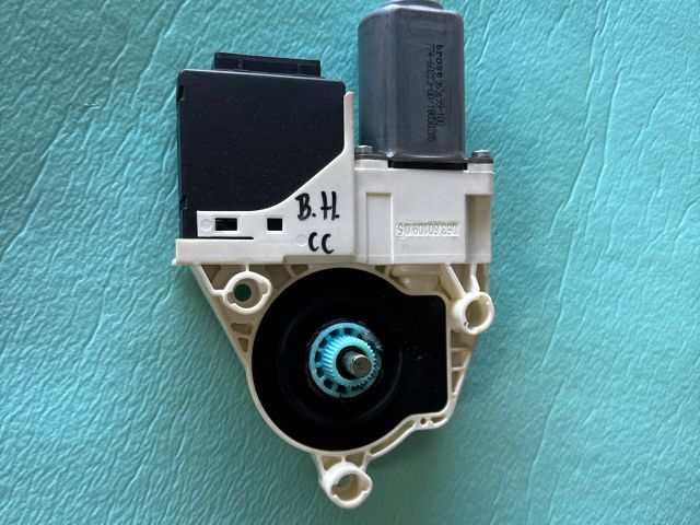 bontott VW PASSAT CC Bal hátsó Ablakemelő Motor