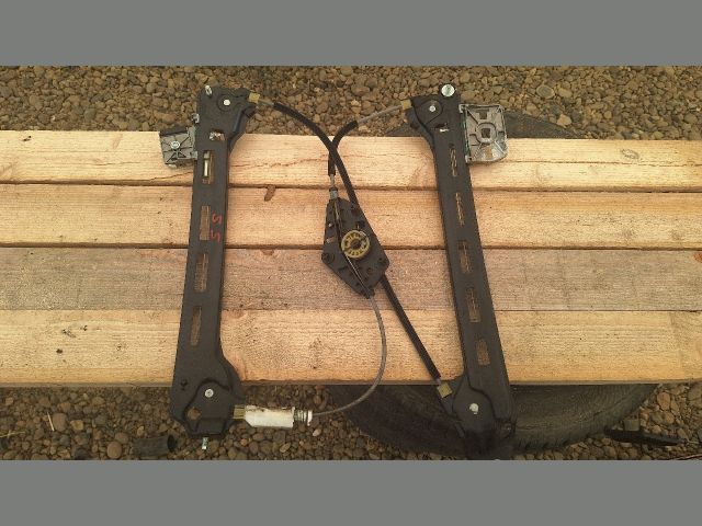 bontott VW PASSAT CC Bal hátsó Ablakemelő Szerkezet (Elektromos)