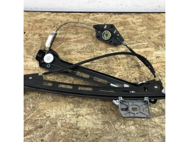 bontott VW PASSAT CC Bal hátsó Ablakemelő Szerkezet (Elektromos)