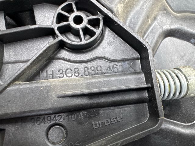 bontott VW PASSAT CC Bal hátsó Ablakemelő Szerkezet (Elektromos)