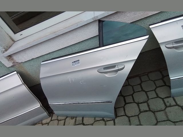 bontott VW PASSAT CC Bal hátsó Ajtó (Részeivel)