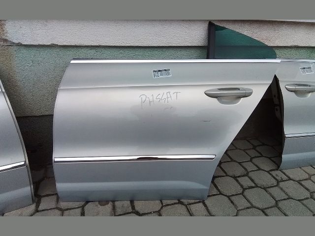 bontott VW PASSAT CC Bal hátsó Ajtó (Részeivel)