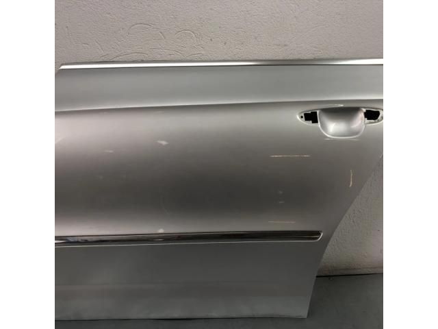 bontott VW PASSAT CC Bal hátsó Ajtó (Üres lemez)