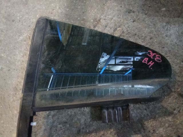 bontott VW PASSAT CC Bal hátsó Fixüveg (Ajtóban)