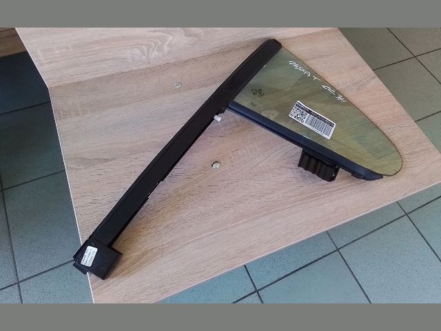 bontott VW PASSAT CC Bal hátsó Fixüveg (Ajtóban)