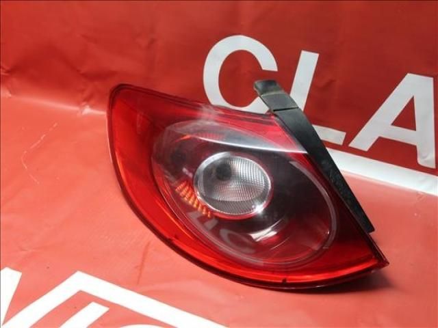 bontott VW PASSAT CC Bal Hátsó Lámpa