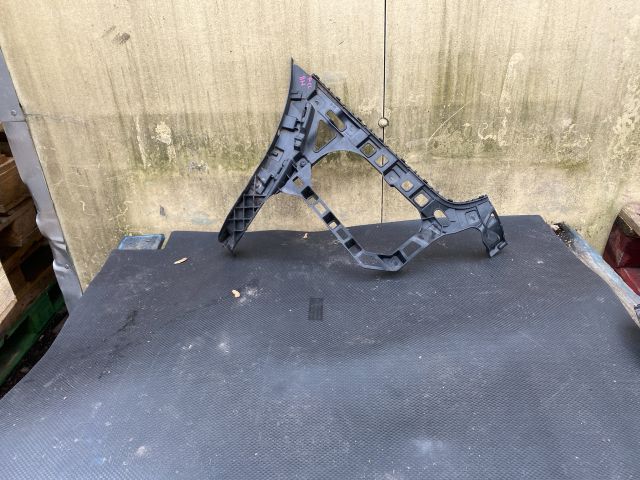 bontott VW PASSAT CC Bal hátsó Lökhárító Tartó (Műanyag)