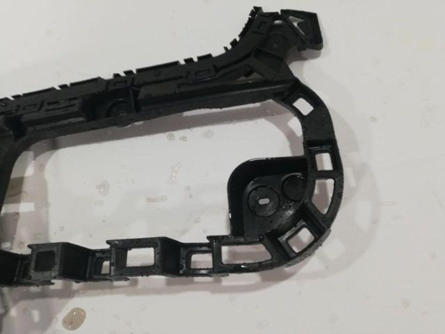 bontott VW PASSAT CC Bal hátsó Lökhárító Tartó (Műanyag)