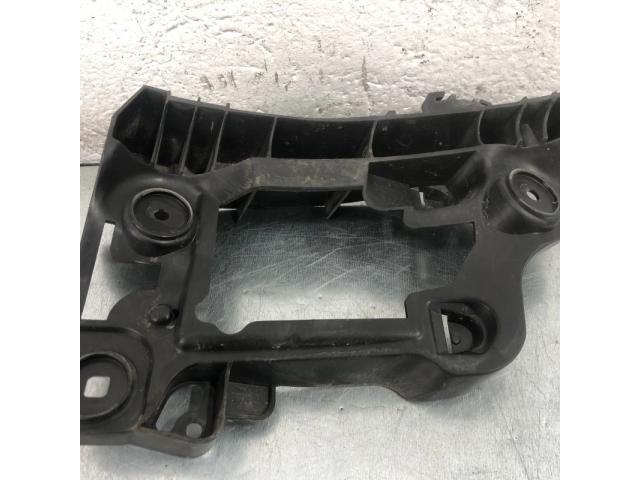 bontott VW PASSAT CC Bal hátsó Lökhárító Tartó (Műanyag)