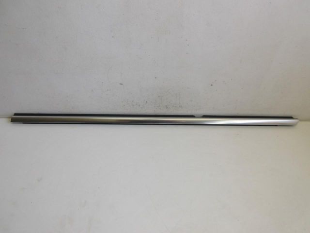 bontott VW PASSAT CC Bal hátsó Vízlehúzó Gumicsík