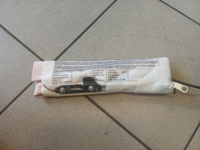 bontott VW PASSAT CC Bal Oldallégzsák