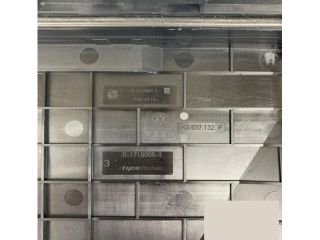 bontott VW PASSAT CC Biztosítéktábla Fedél