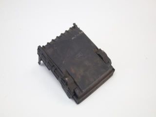 bontott VW PASSAT CC Biztosítéktábla Fedél