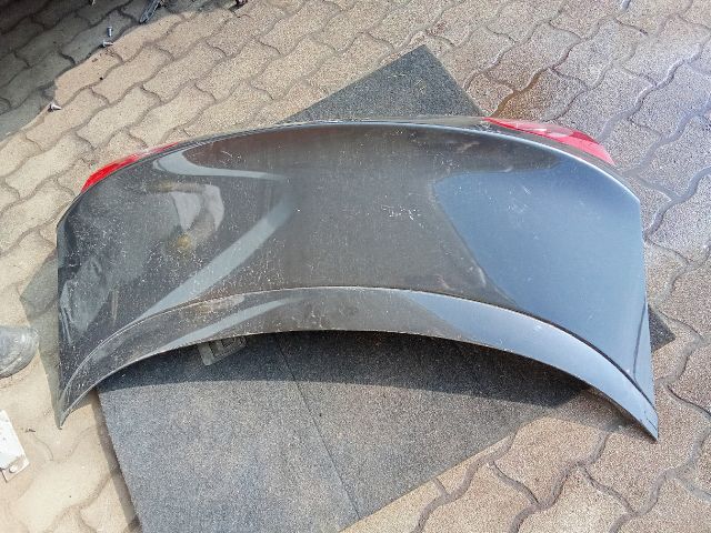 bontott VW PASSAT CC Csomagtérajtó (Részeivel)