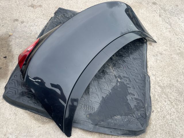 bontott VW PASSAT CC Csomagtérajtó (Részeivel)