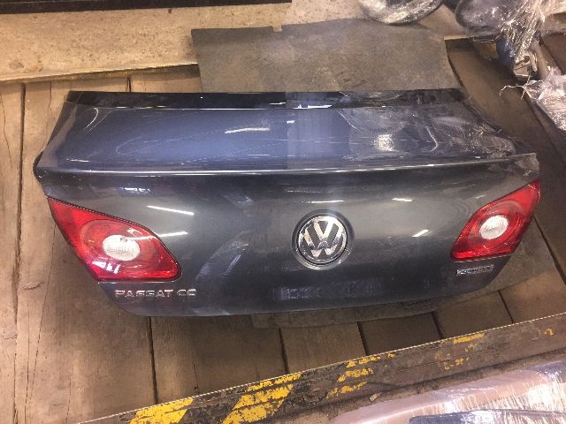 bontott VW PASSAT CC Csomagtérajtó (Üres lemez)