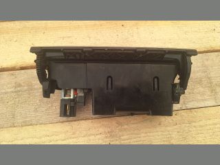 bontott VW PASSAT CC Első Hamutartó