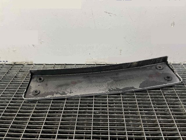 bontott VW PASSAT CC Első Lökhárító Díszléc