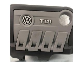 bontott VW PASSAT CC Felső Hűtőburkolat