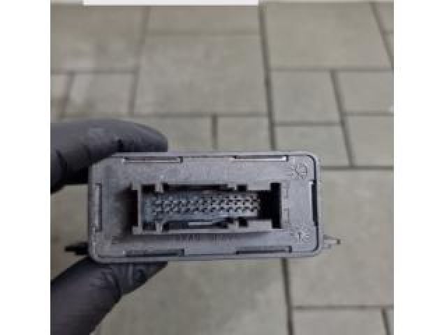 bontott VW PASSAT CC Fényszóró Elektronika