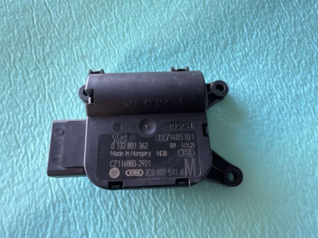 bontott VW PASSAT CC Fűtés Állító Motor