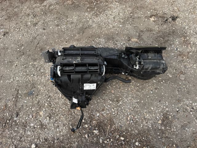 bontott VW PASSAT CC Fűtés Box