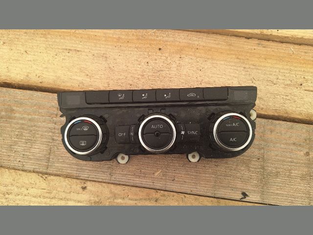 bontott VW PASSAT CC Fűtéskapcsoló (digit klímás)