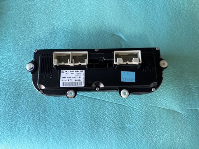 bontott VW PASSAT CC Fűtéskapcsoló (digit klímás)