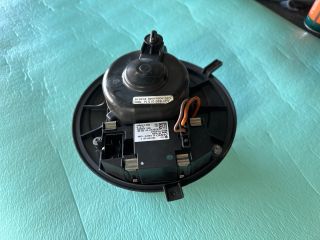 bontott VW PASSAT CC Fűtőmotor (Klímás)