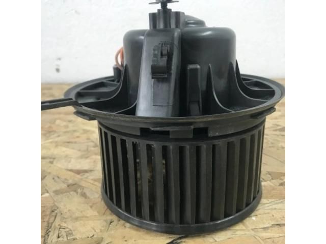 bontott VW PASSAT CC Fűtőmotor (Klímás)