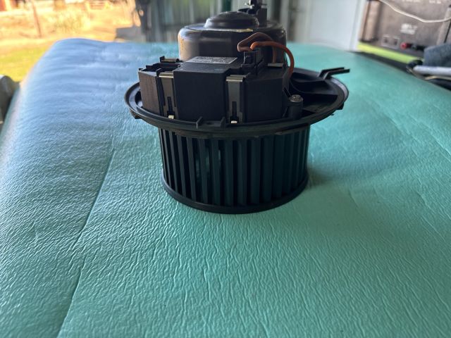 bontott VW PASSAT CC Fűtőmotor (Klímás)