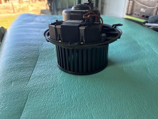 bontott VW PASSAT CC Fűtőmotor (Klímás)