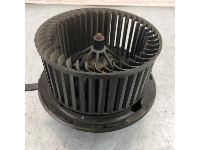 bontott VW PASSAT CC Fűtőmotor (Klímás)