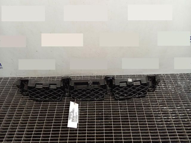 bontott VW PASSAT CC Hátsó középső Lökhárító Tartó (Műanyag)