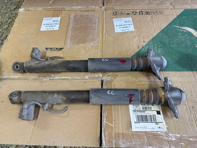 bontott VW PASSAT CC Hátsó Lengéscsillapító Pár