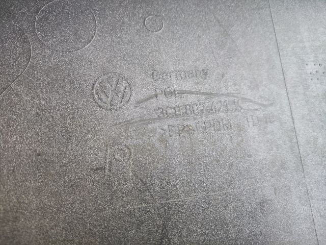 bontott VW PASSAT CC Hátsó Lökhárító (Üresen)