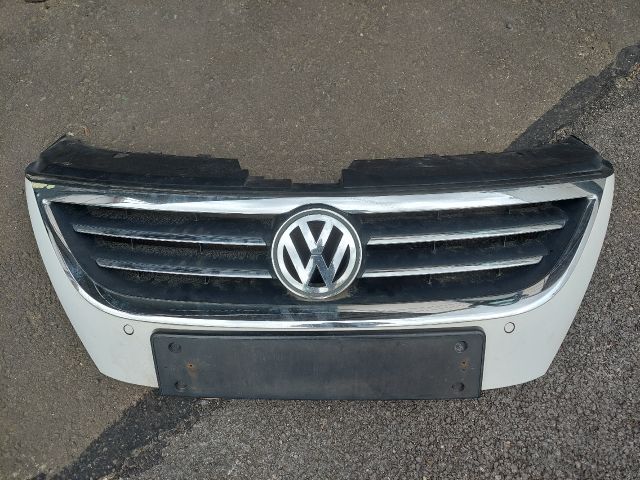 bontott VW PASSAT CC Hűtőrács