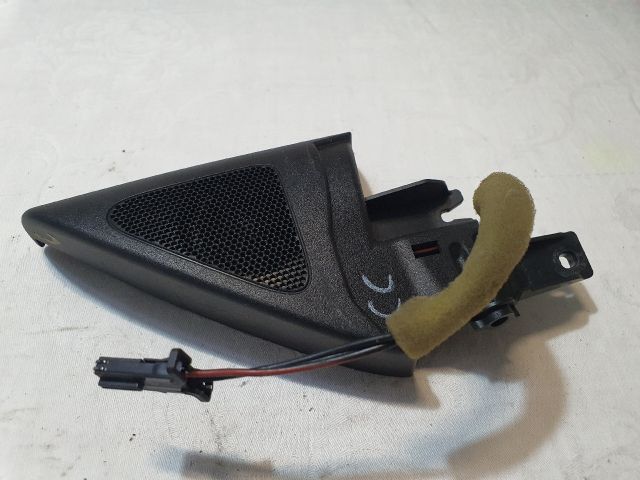 bontott VW PASSAT CC Jobb A Oszlop Hangszóró Burkolat