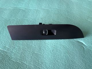 bontott VW PASSAT CC Jobb első Ablakemelő Kapcsoló