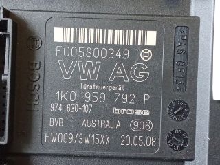 bontott VW PASSAT CC Jobb első Ablakemelő Motor