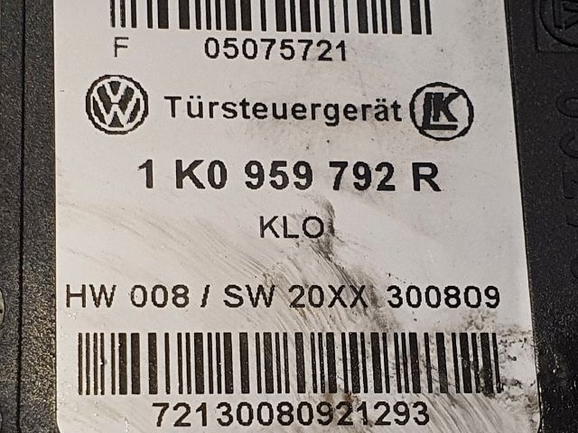 bontott VW PASSAT CC Jobb első Ablakemelő Motor